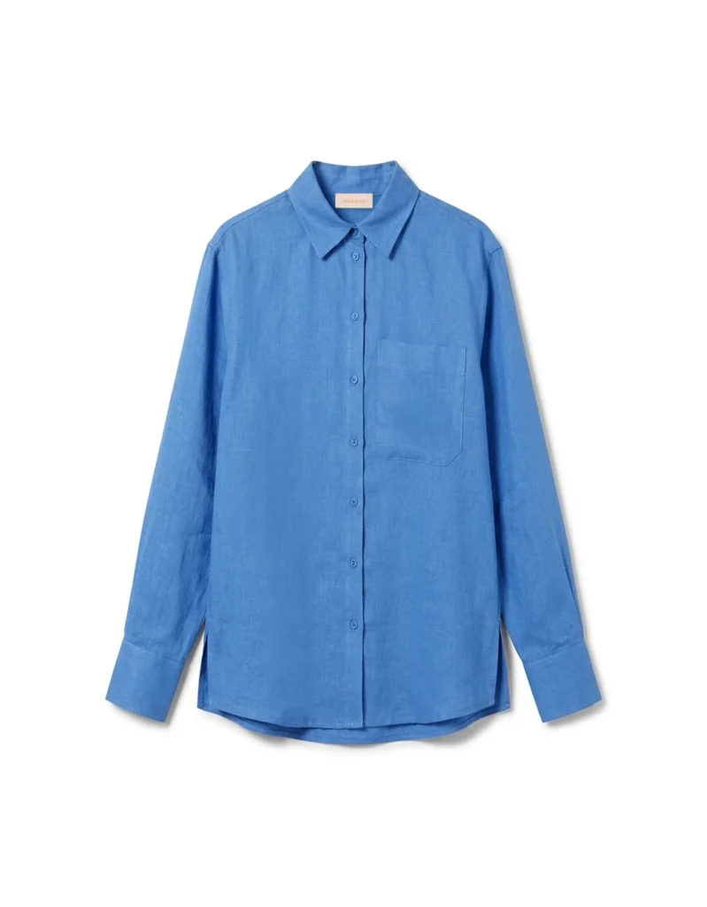 Cores que combinam com azul: combinações que vale a pena experimentar 1 camisa ampla de linho azul celeste | Blog Shoulder