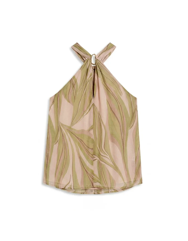 Como usar alfaiataria no verão: dicas para colocar em prática já 6 blusa folhagem fluida | Blog Shoulder